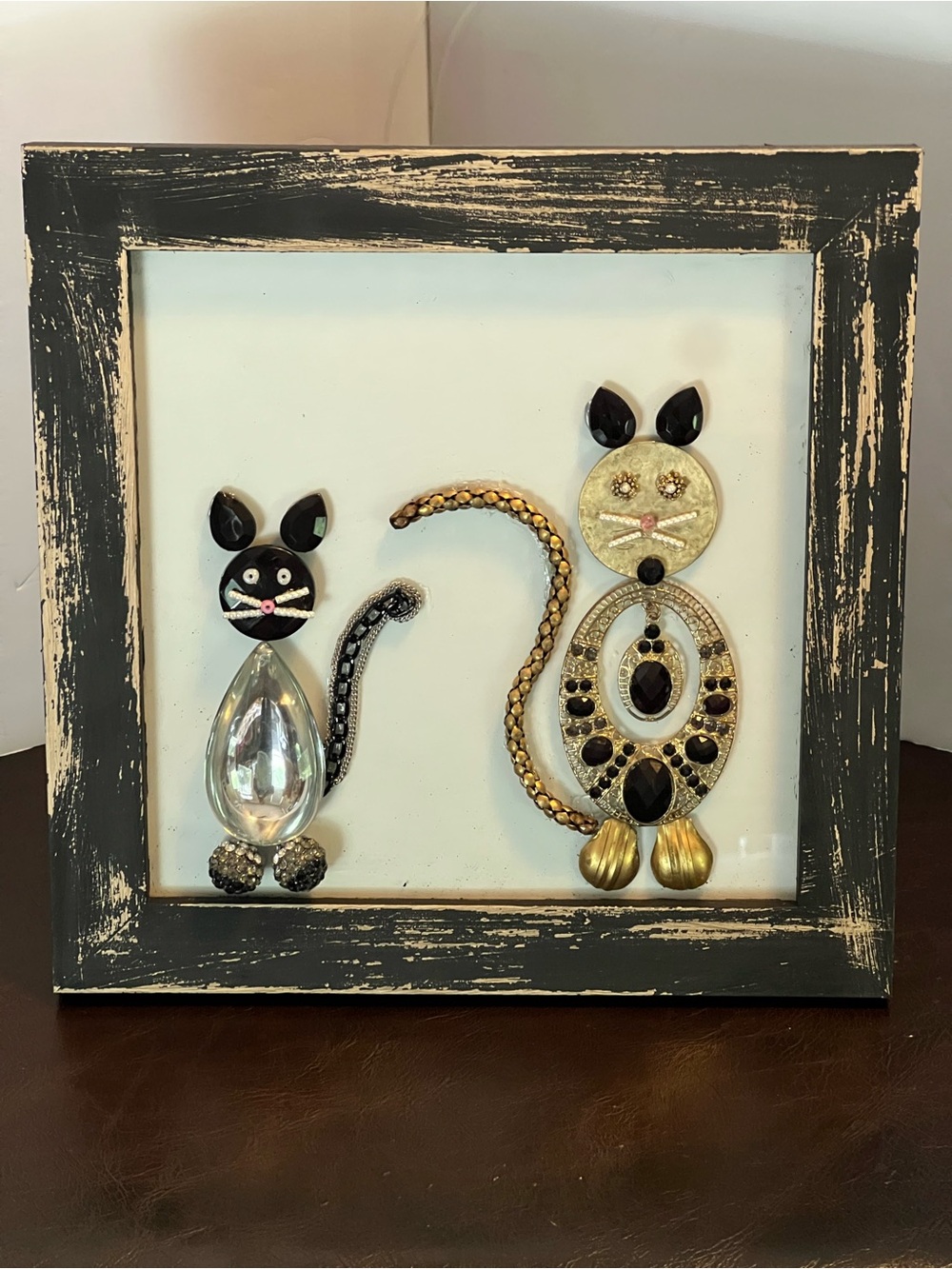Framed Jewelry Cat Wall Art - Black and Gold